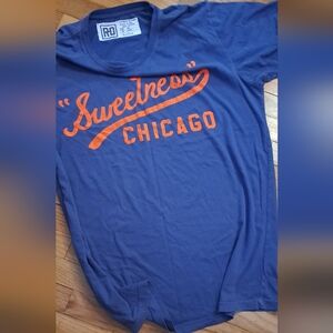 Roots Of Fight Men’s Blue T-Shirt. Orange Sweetness of DAA Chicago Bears. XL New